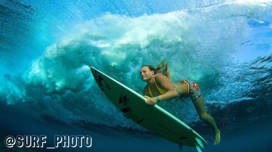 Nothing Nicer then a girl duck diving from below