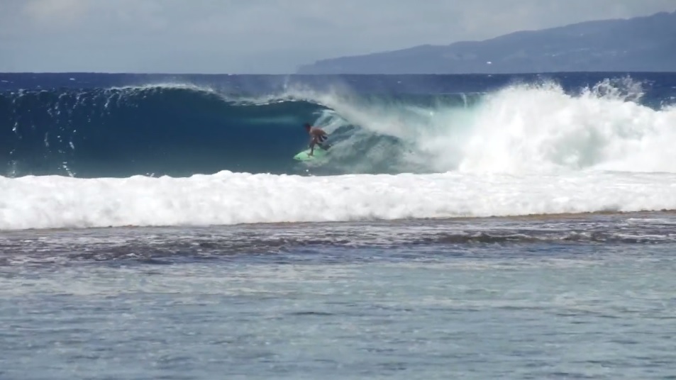 Video: Jeremy Flores shot from the Outer Island of Tahiti